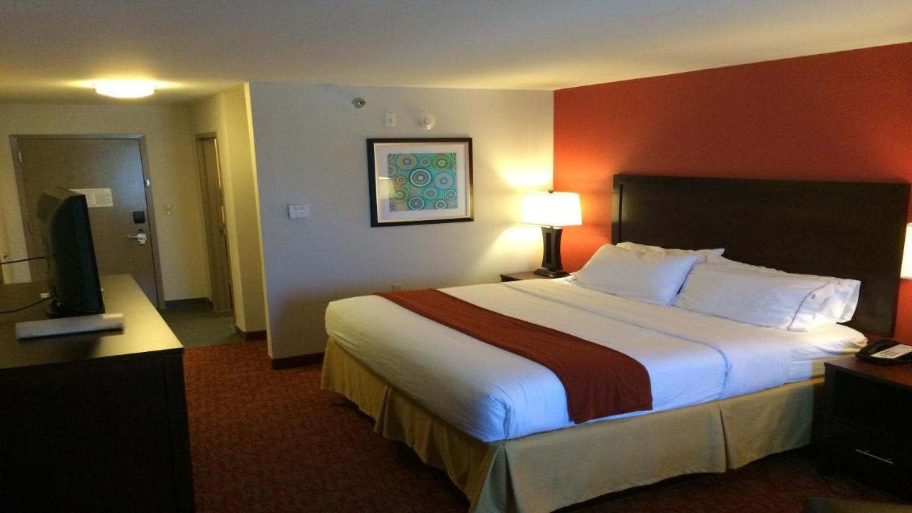 Holiday Inn Guin By Ihg Twin Екстер'єр фото