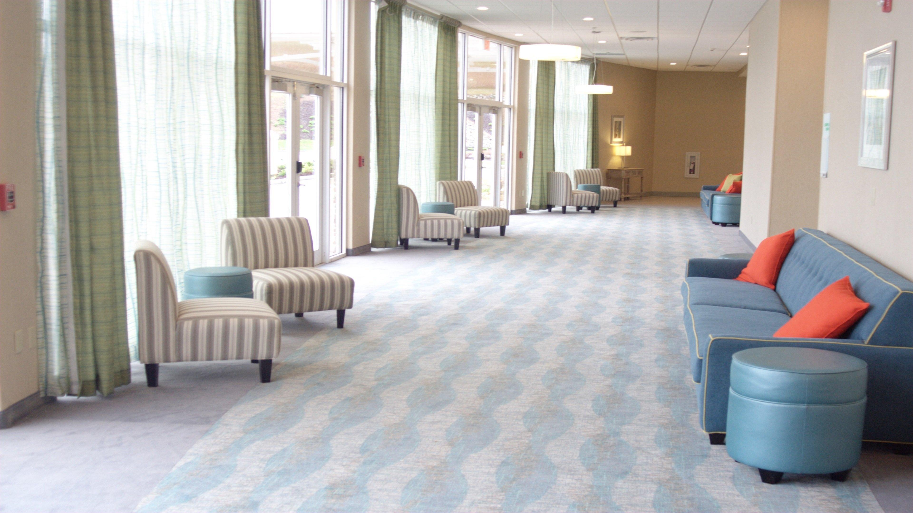 Holiday Inn Guin By Ihg Twin Екстер'єр фото