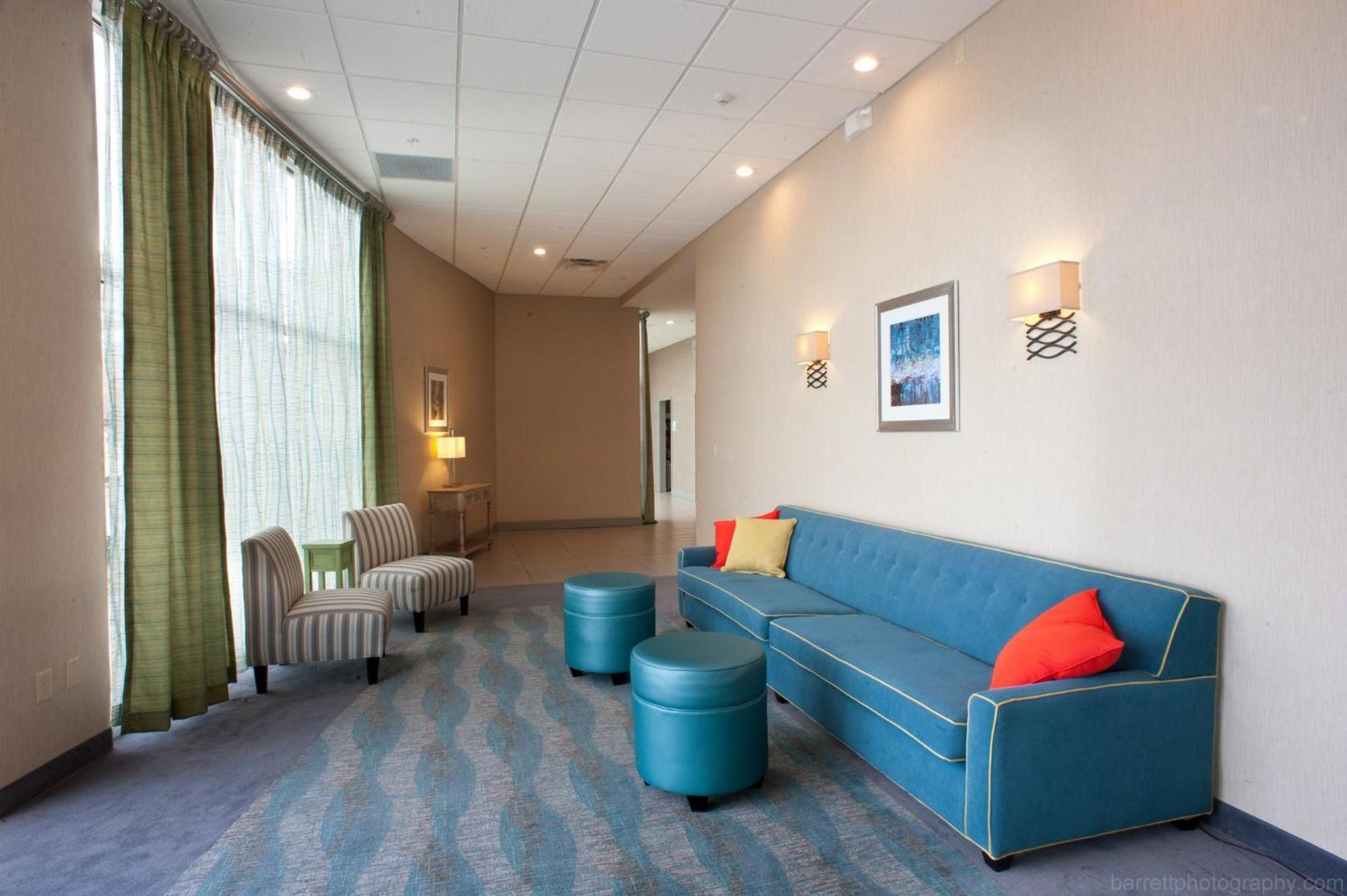Holiday Inn Guin By Ihg Twin Екстер'єр фото